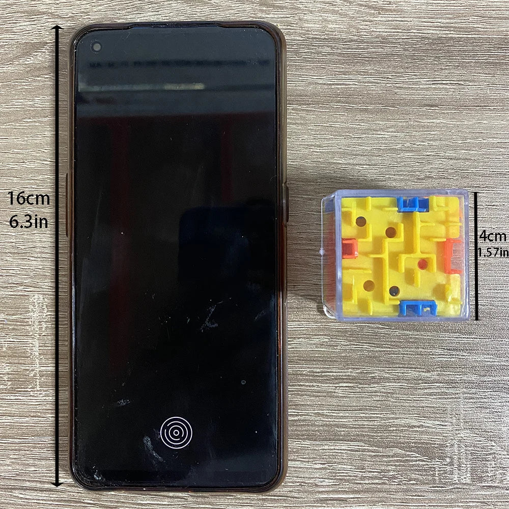 MazeCube™ – A 3D cube that challenges your logic and coordination