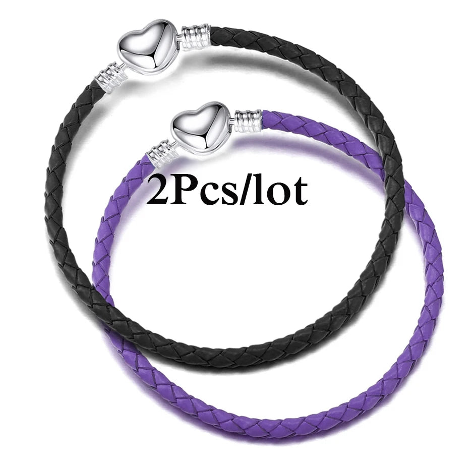 CharmLink™ – A versatile bracelet to create unique combinations with style. ✨