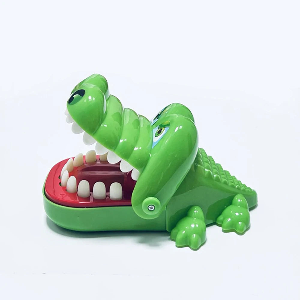 ChompCroc™ – A fun game where the crocodile can bite at any moment