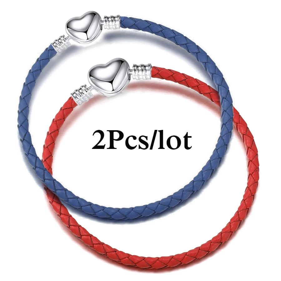 CharmLink™ – A versatile bracelet to create unique combinations with style. ✨
