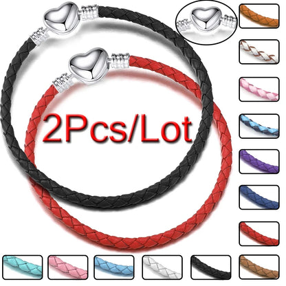 CharmLink™ – A versatile bracelet to create unique combinations with style. ✨