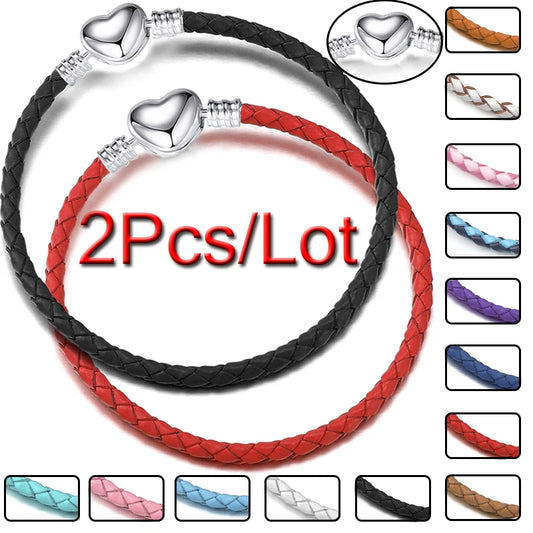 CharmLink™ – A versatile bracelet to create unique combinations with style. ✨