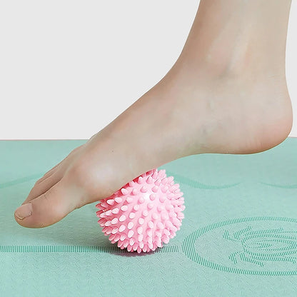 ReliefSpike™ – A massage ball that releases muscle tension and activates recovery