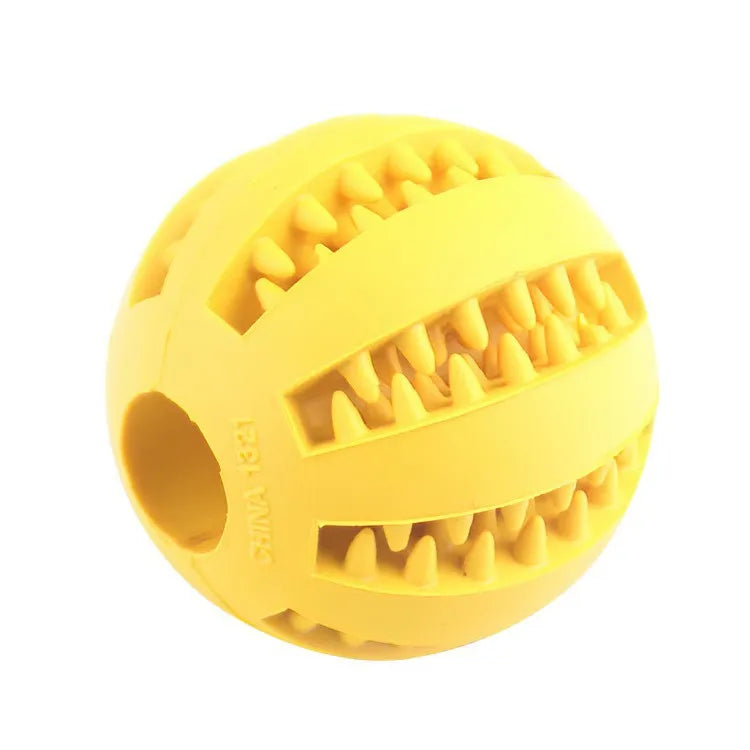 TreatPlay Ball™ – An interactive ball that releases treats while your pet plays