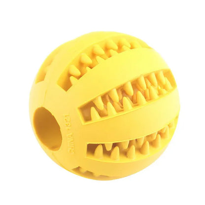TreatPlay Ball™ – An interactive ball that releases treats while your pet plays