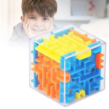 MazeCube™ – A 3D cube that challenges your logic and coordination