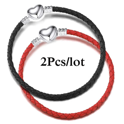 CharmLink™ – A versatile bracelet to create unique combinations with style. ✨