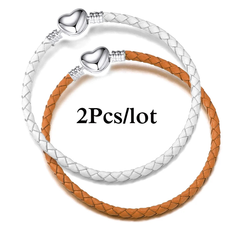 CharmLink™ – A versatile bracelet to create unique combinations with style. ✨