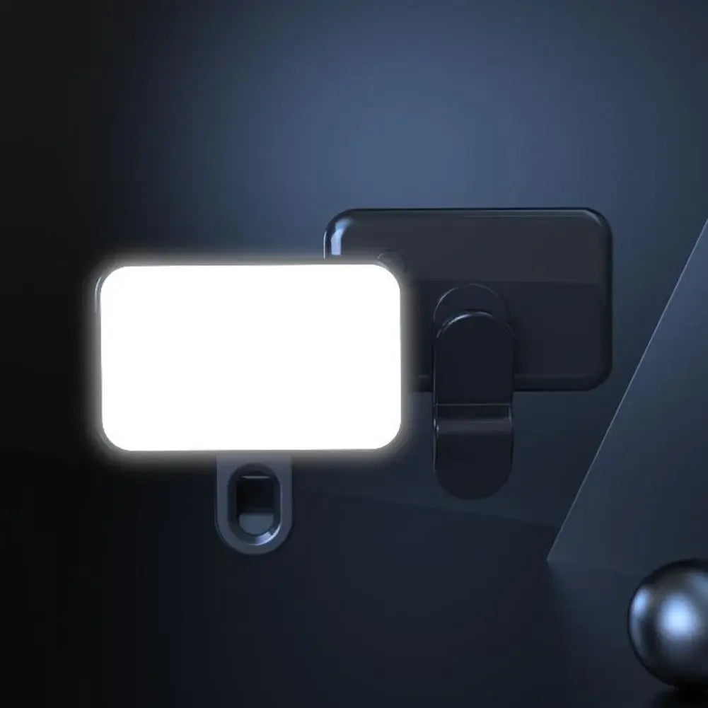 GlowClip™ – Instant lighting for perfect selfies and videos