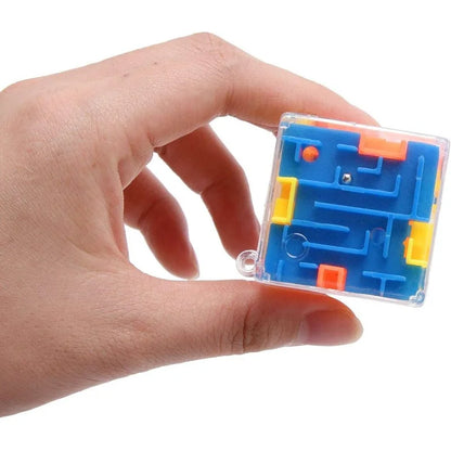 MazeCube™ – A 3D cube that challenges your logic and coordination
