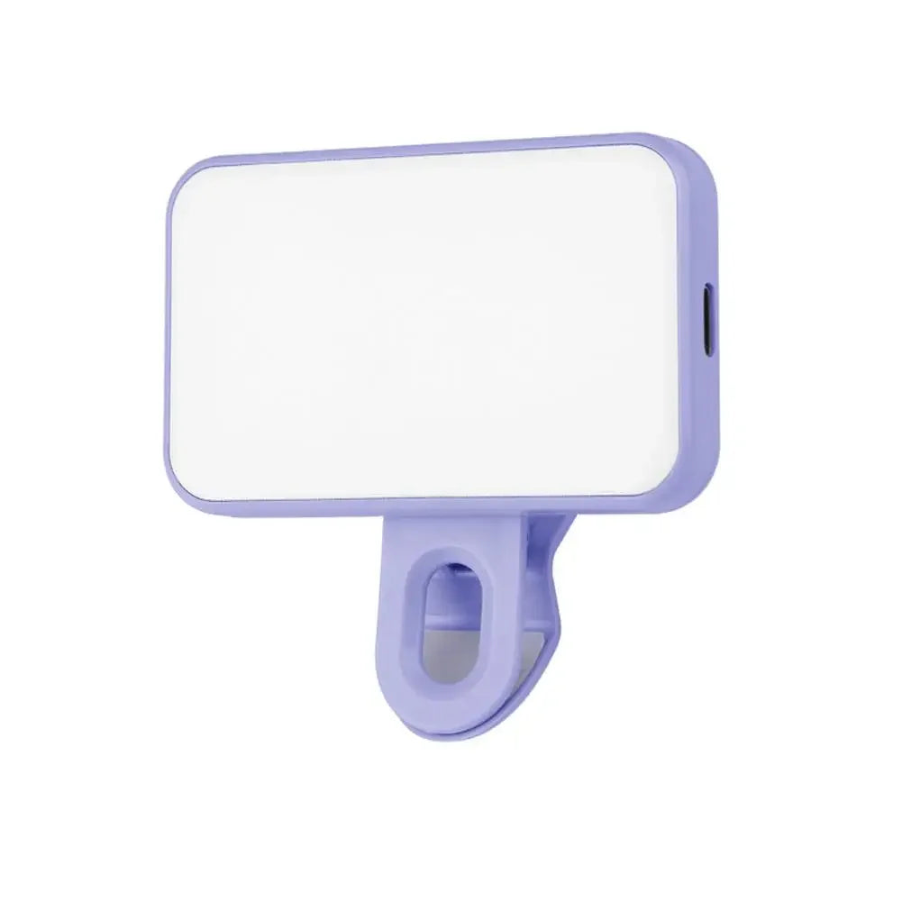 GlowClip™ – Instant lighting for perfect selfies and videos
