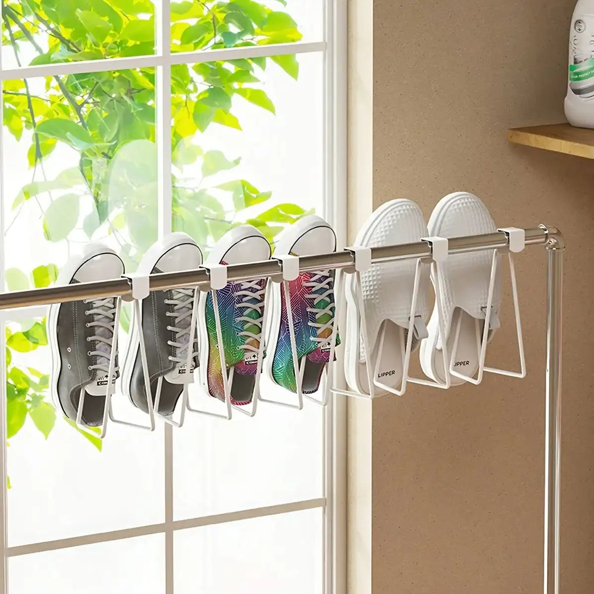 QuickRoll™ – A practical holder that installs in seconds and keeps everything organized