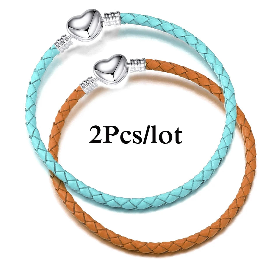 CharmLink™ – A versatile bracelet to create unique combinations with style. ✨