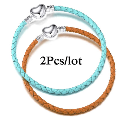 CharmLink™ – A versatile bracelet to create unique combinations with style. ✨