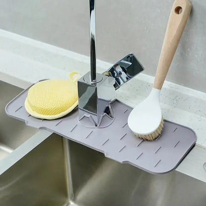 SinkDry™ – Una alfombrilla inteligente que mantiene tu fregadero siempre seco y limpio