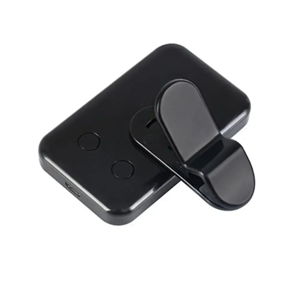 GlowClip™ – Instant lighting for perfect selfies and videos