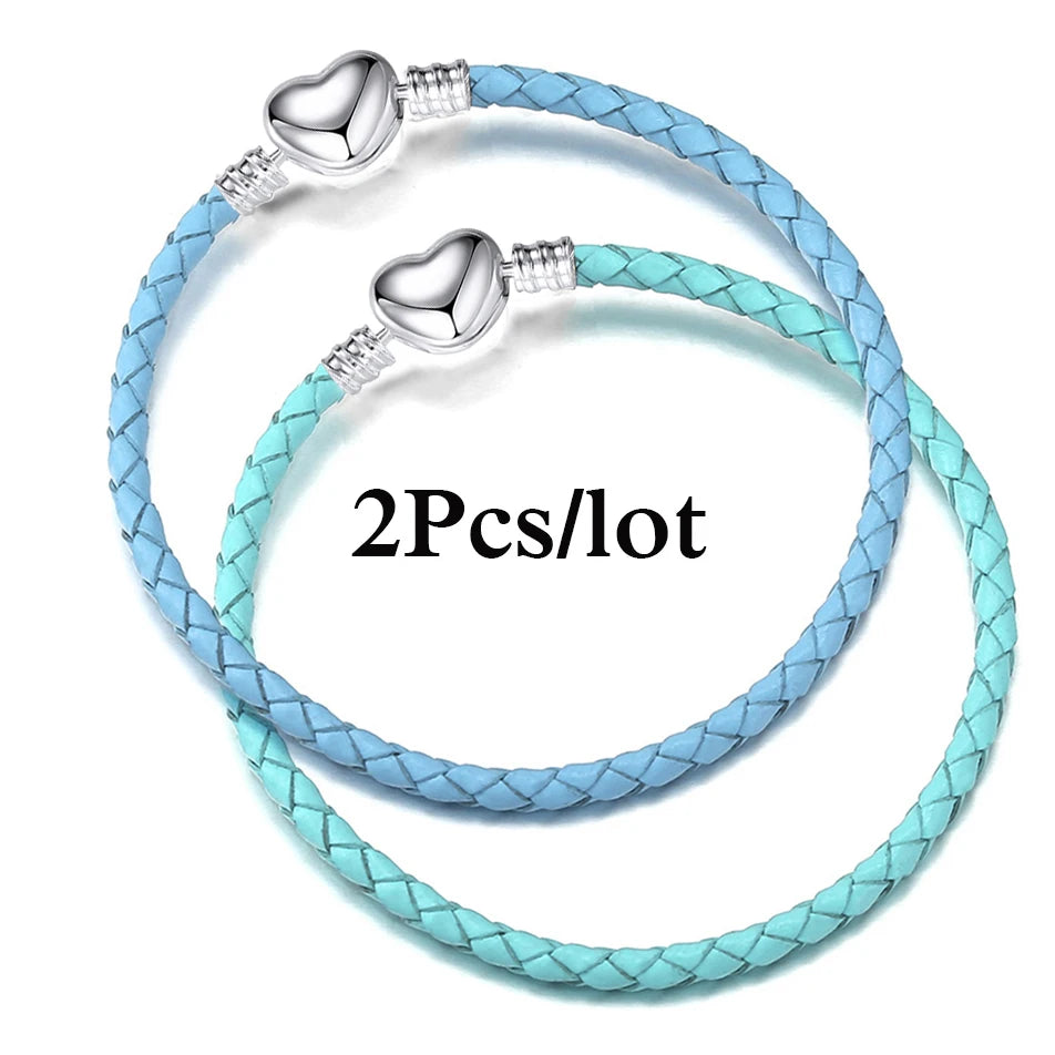 CharmLink™ – A versatile bracelet to create unique combinations with style. ✨