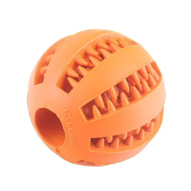 TreatPlay Ball™ – An interactive ball that releases treats while your pet plays