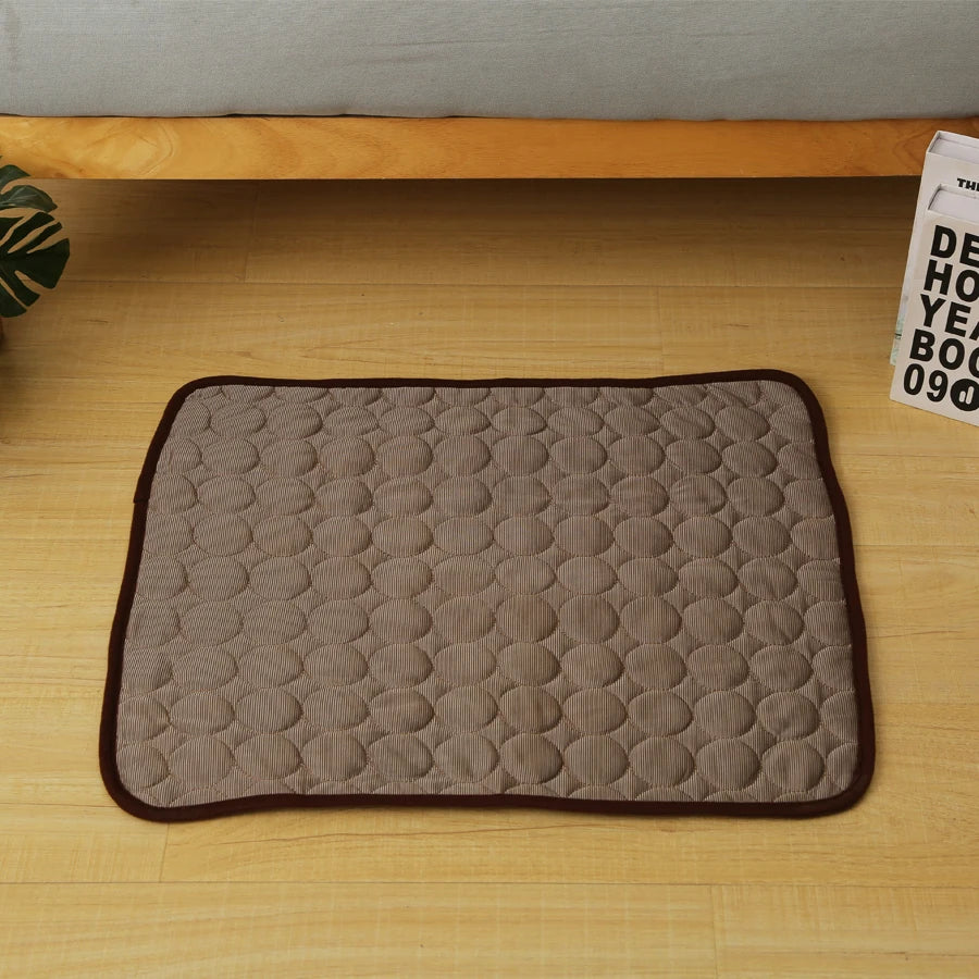 CoolPaw™ – Cooling Mat for Dogs & Cats on Hot Days