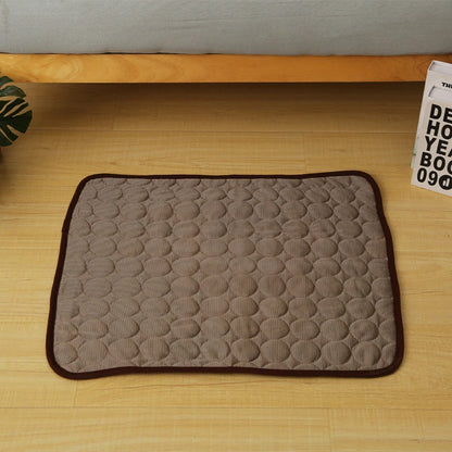 CoolPaw™ – Cooling Mat for Dogs & Cats on Hot Days