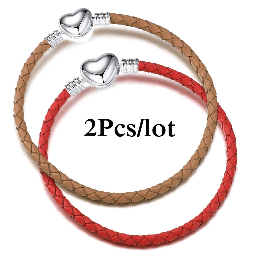 CharmLink™ – A versatile bracelet to create unique combinations with style. ✨
