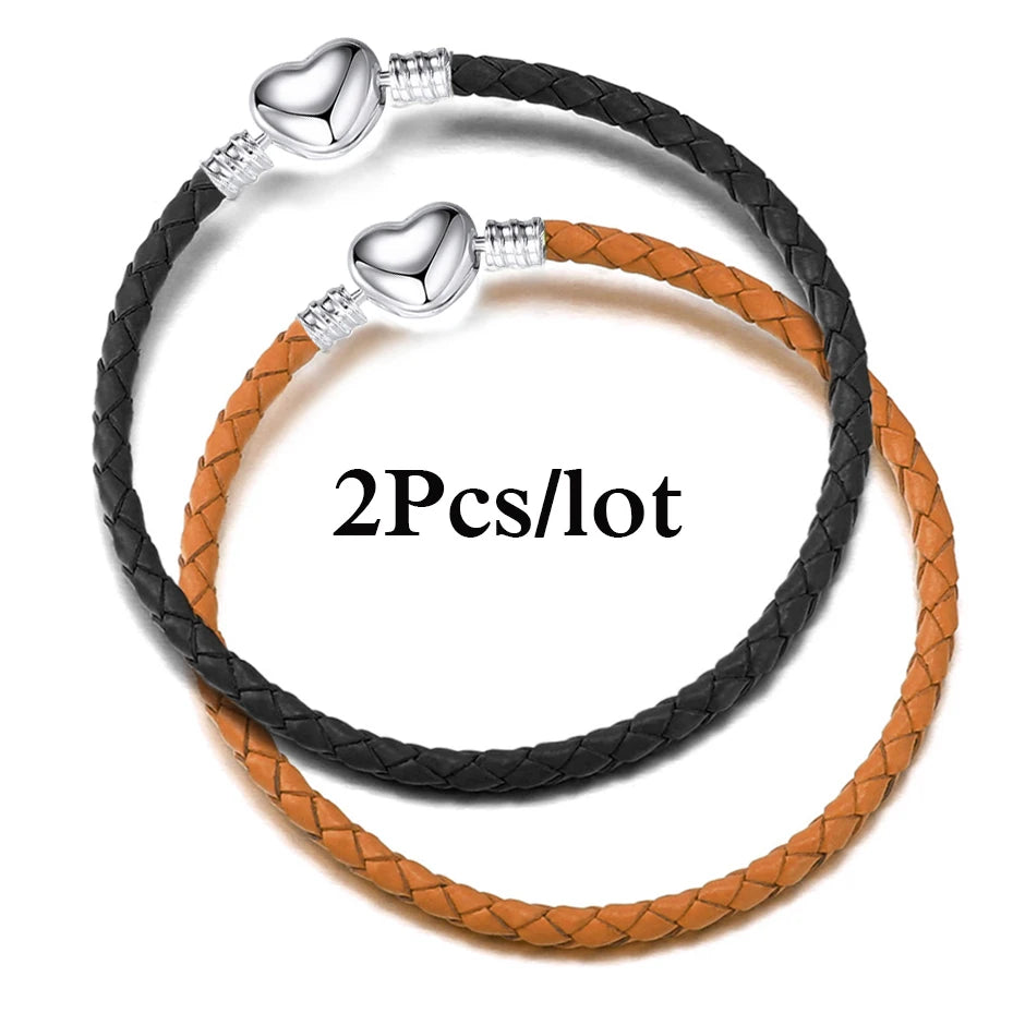 CharmLink™ – A versatile bracelet to create unique combinations with style. ✨