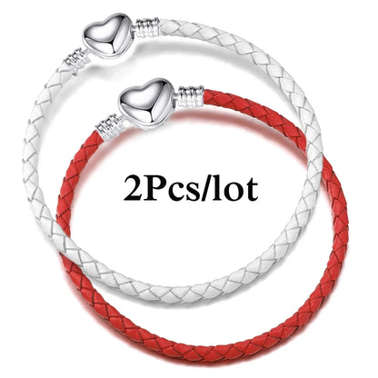 CharmLink™ – A versatile bracelet to create unique combinations with style. ✨