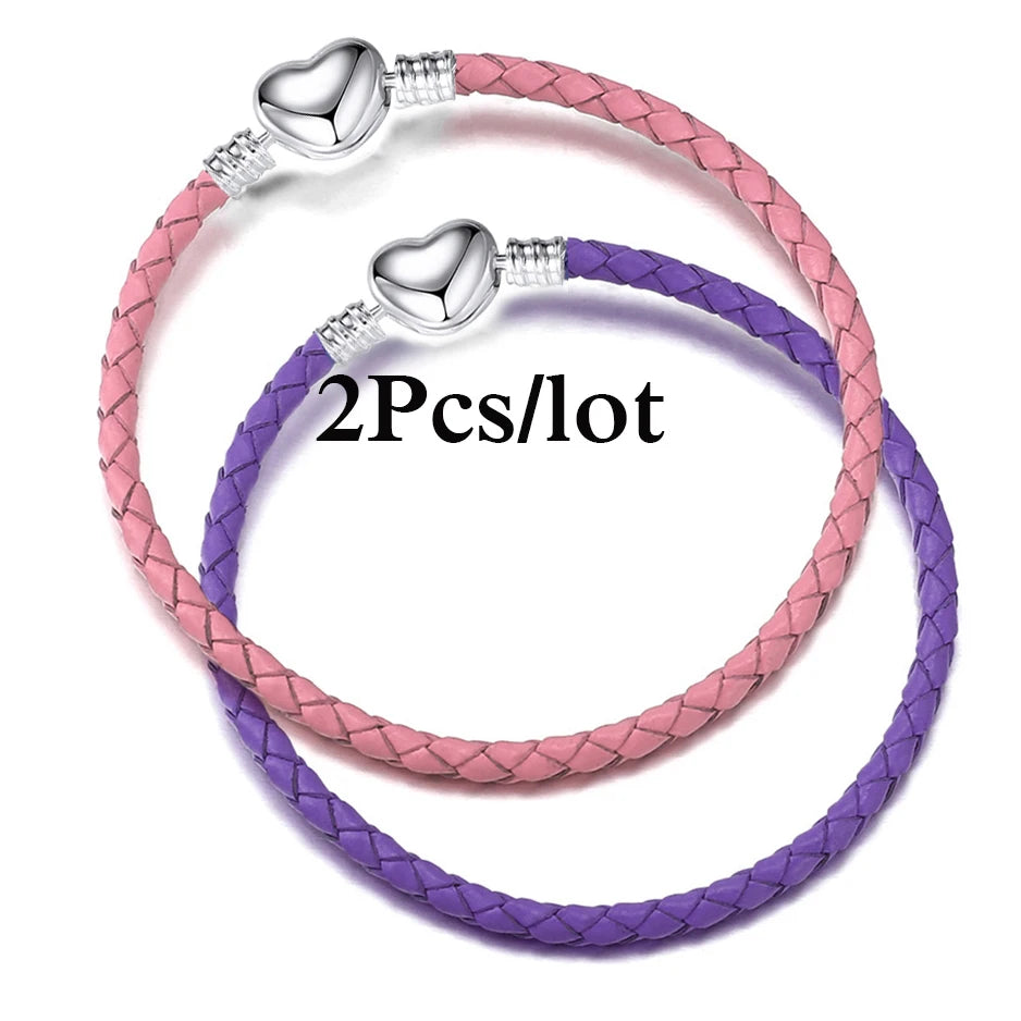 CharmLink™ – A versatile bracelet to create unique combinations with style. ✨