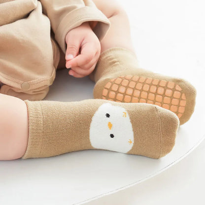 TinyPaws™ – Non-slip socks that keep little feet safe and comfortable.