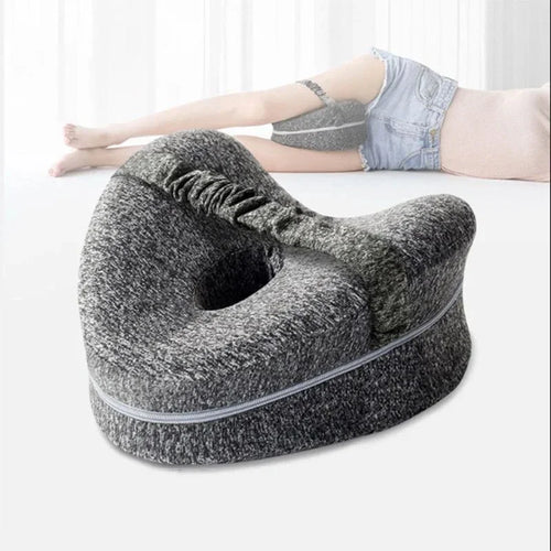 SleepAlign™ – Orthopedic support that keeps your legs and hips aligned for better sleep. 😴🛏️✨