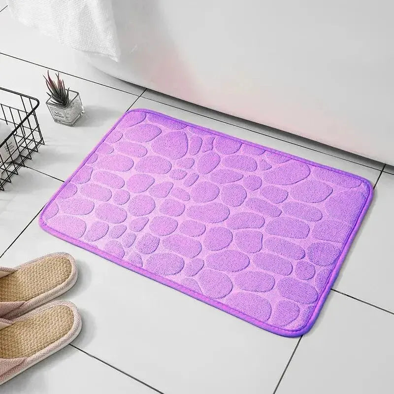 PebbleSoft™ – A textured mat that provides comfort and stability with every step