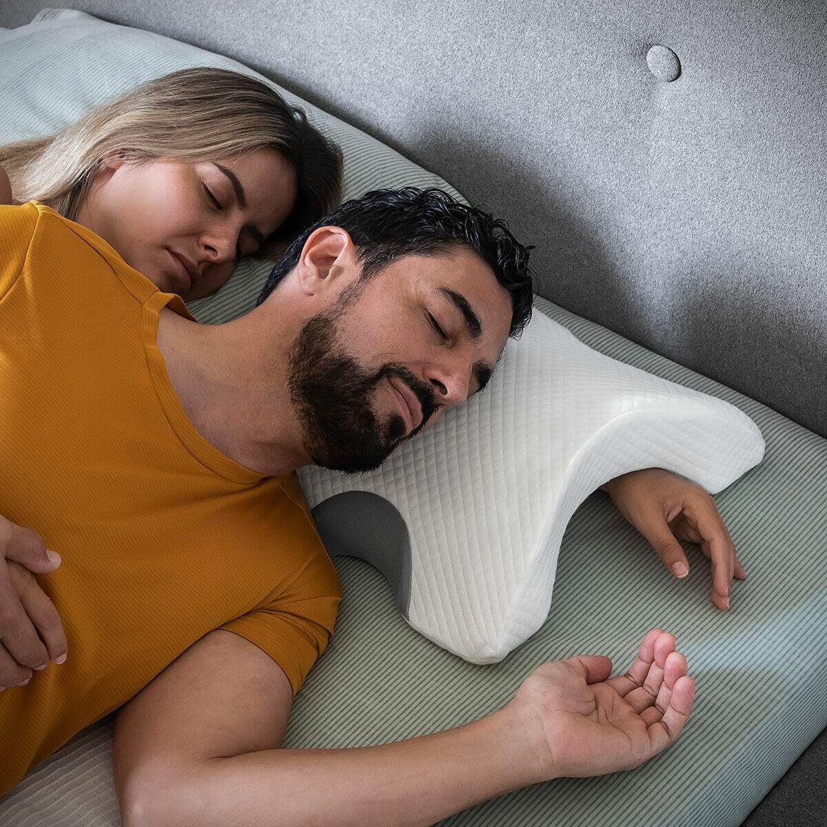 Almofada Viscoelástica Cervical para Casais Cozzy – Conforto e Descanso Perfeito